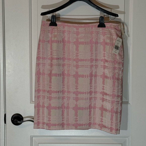 NEW Tahari Pink Two-Piece Skirt Set Size 10 - Picture 4 of 12